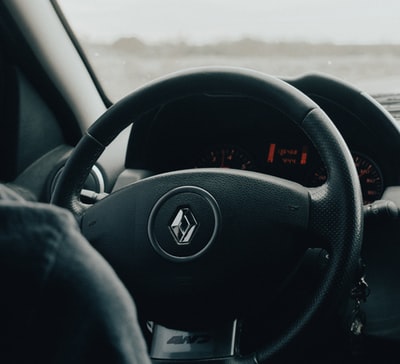 Black Renault steering wheel
